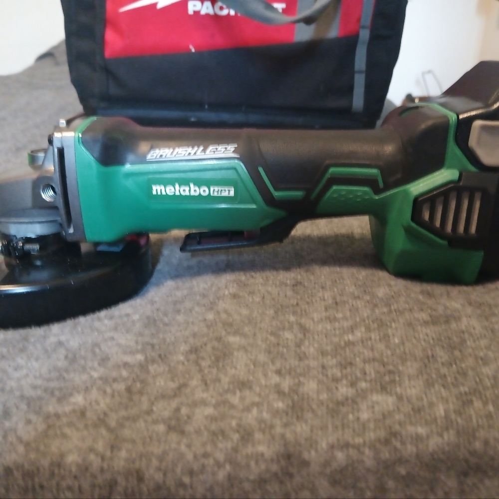 Metabo HTP cordless grinder